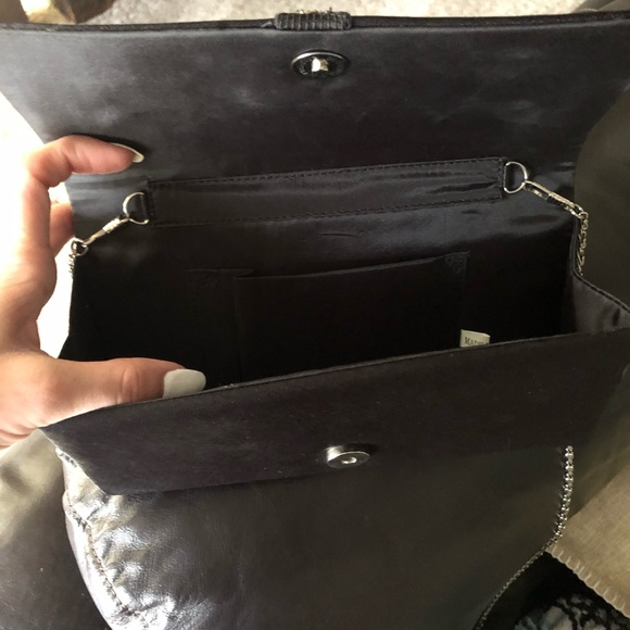 Fancy chain crossbody black with faux crystals - Picture 3 of 8